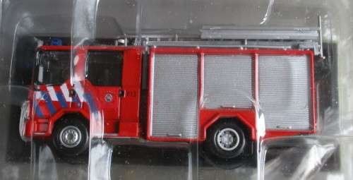 DELPRADO 1/57 SCALE - DENNIS FIRE ENGINE - EXCELLENT CARDED