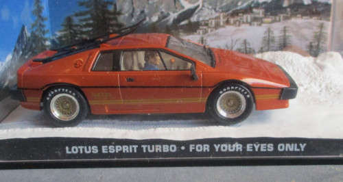 JAMES BOND 1/43 SCALE - LOTUS ESPRIT TURBO - BOXED