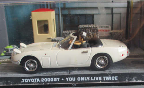 JAMES BOND 1/43 SCALE - TOYOTA 2000GT  - BOXED