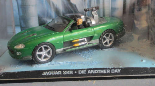 JAMES BOND 1/43 SCALE - JAGUAR XKR  - BOXED