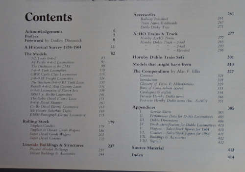 HORNBY DUBLO TRAINS 1938-1964 by MICHAEL FOSTER