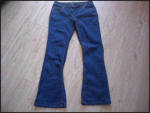 ***Bootleg**** Jeans***