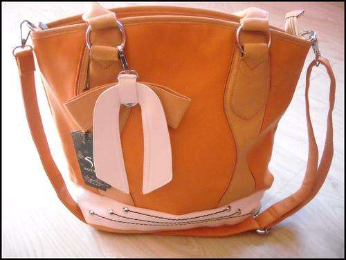 ***Sotto Ladies Leather Handbag***
