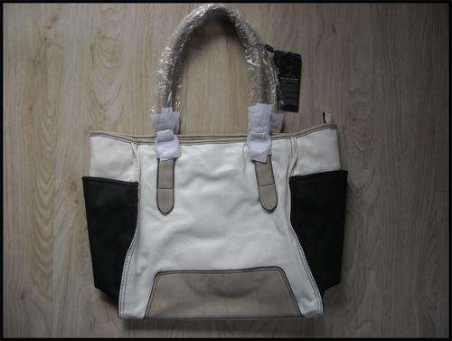 ***Stunning Sotto  Ladies Leather Handbag***