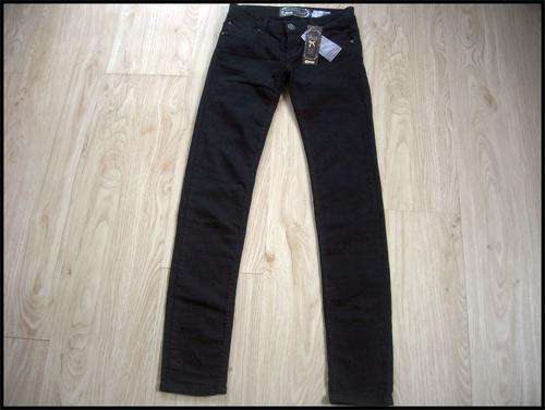 ***Stunning Ladies Black Skinny Jeans***Size - 34***