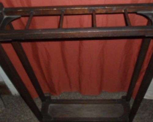 ANTIQUE UMBRELLA\WALKING STICK WOODEN STAND