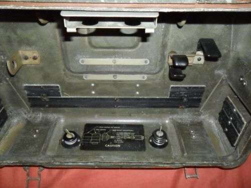 VINTAGE FIELD INSTRUMENT BAKELITE CASE - HINGES SPRING LOADED- MILITARY?