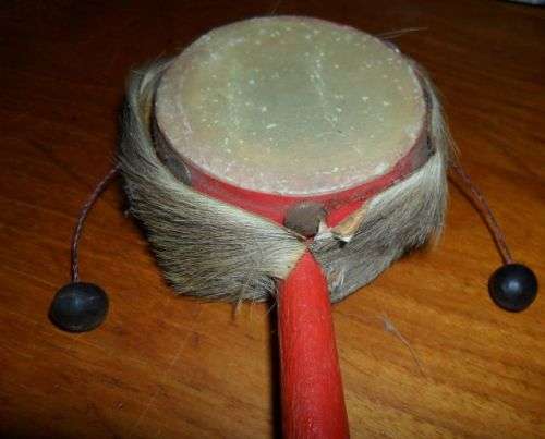 VINTAGE ZULU MUSICAL INSTRUMENT .