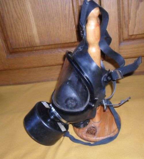 SOUTH AFRICAN ARMY 80'S GAS MASK