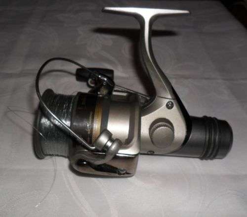 DAIWA  SWEEPFIRE 4050 FISHING REEL