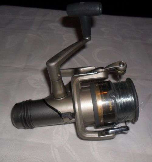 DAIWA  SWEEPFIRE 4050 FISHING REEL