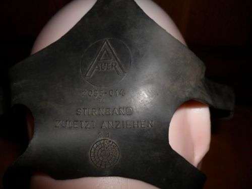 S,A ARMY GAS MASK 80'S