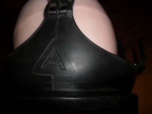 S,A ARMY GAS MASK 80'S