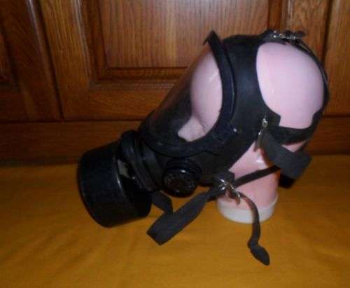 S.A. ARMY GASMASK  80'S
