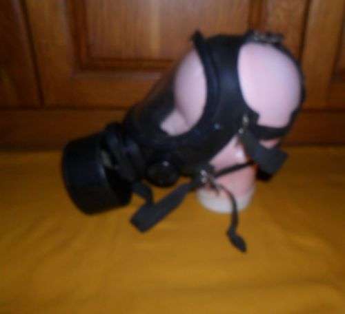S.A. ARMY GASMASK  80'S
