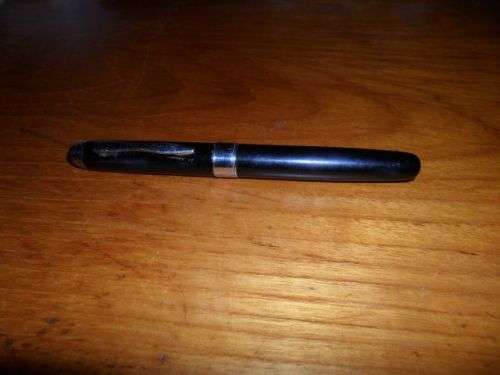 VINTAGE IRIDIUM POINT PARIS FOUNTAIN PEN