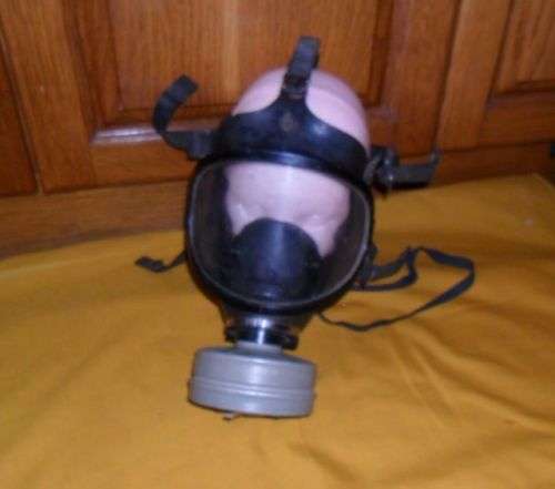 S.A. ARMY GASMASK  80'S