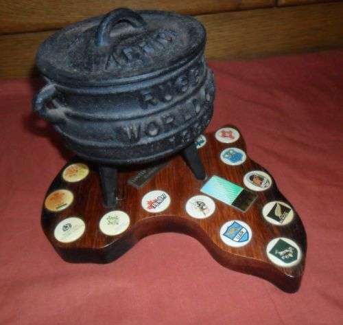 1995 RUGBY WORLD CUP POTJIE POT ON AN AFRICA SHAPED WOODEN PLAQUE