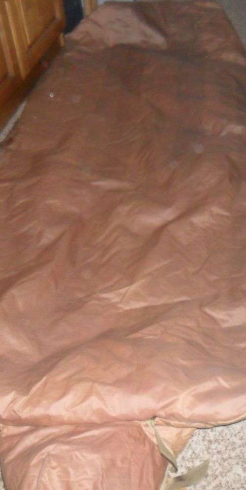 SADF MILITARY SLEEPING BAG PLUS BAG- ZIP DAMAGED