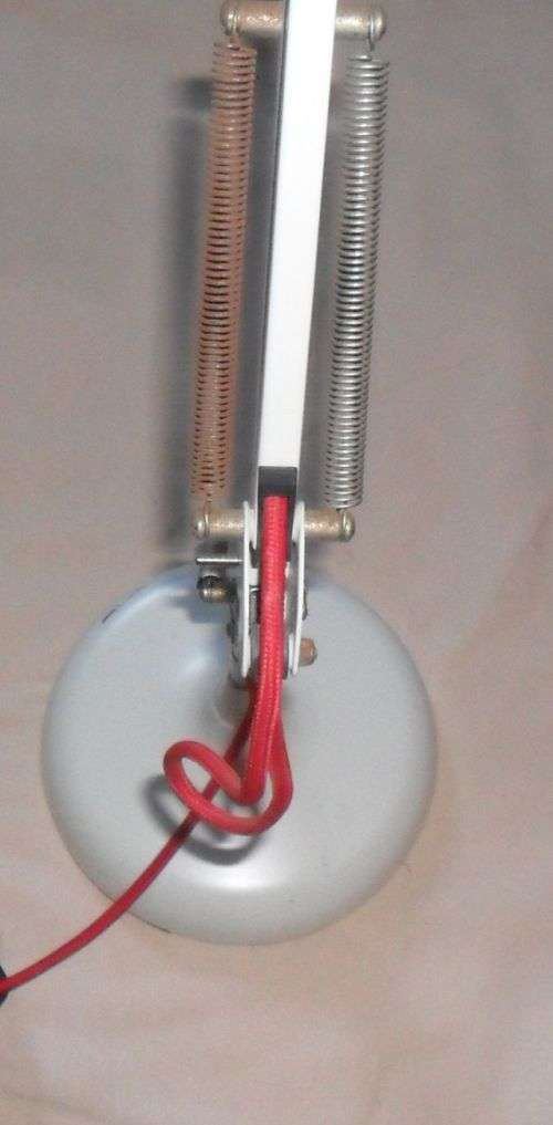 HEAVY BASED ANGLE POISE DESK LAMP