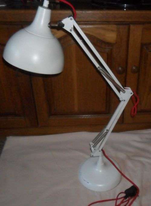 HEAVY BASED ANGLE POISE DESK LAMP