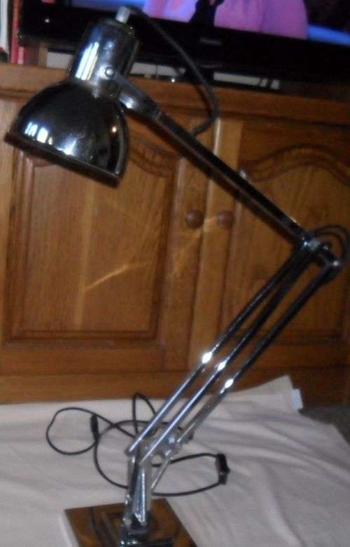 HEAVY BASED SILVER ANGLE POISE DESK LAMP