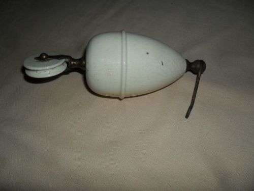 1940'S VINTAGE CREAM PORCELAIN COUNTERWEIGHTS FOR CEILING LIGHTS