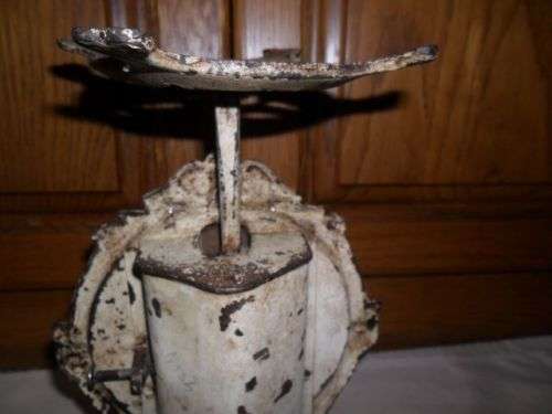 ANTIQUE SHABBY CHIC KITCHEN SCALE