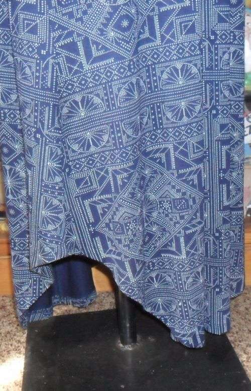 NAVY AND WHITE STRAPPY ROXY DRESS  SIZE MEDIUM