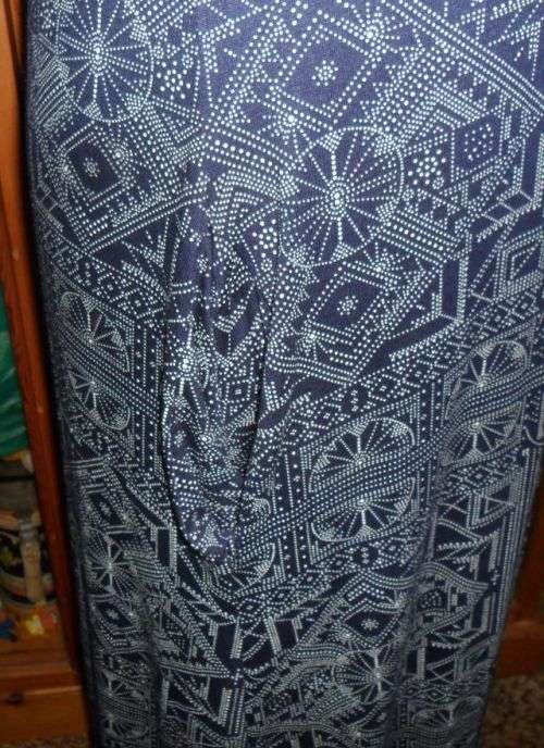 NAVY AND WHITE STRAPPY ROXY DRESS  SIZE MEDIUM