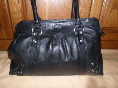 LARGE GENUINE LEATHER SHOPPER  \OVERNIGHT BAG BY RENAISSANCE