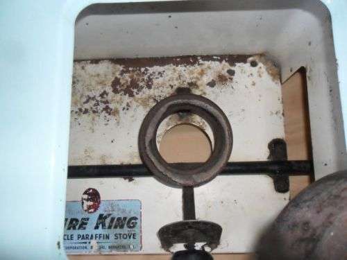 VINTAGE TABLE TOP ENAMEL 2 PLATE PARAFFIN STOVE -FIRE KING