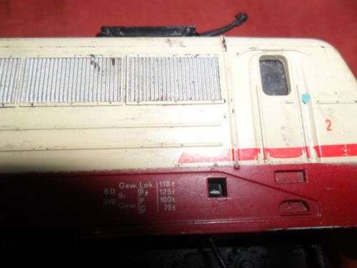 RHEINGOLD TRAIN SET OF 3 COACHES AND 1 ELECTRIC LOCO