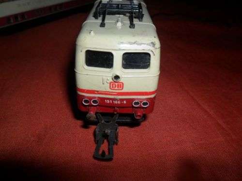 RHEINGOLD TRAIN SET OF 3 COACHES AND 1 ELECTRIC LOCO