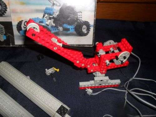 LEGO BOX  CRANE PLUS BATTERY BOXES