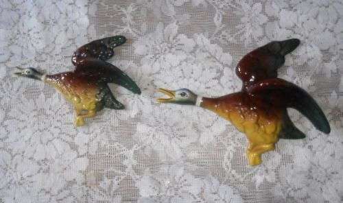 VINTAGE SET OF LUCIA WARE FLYING DUCKS