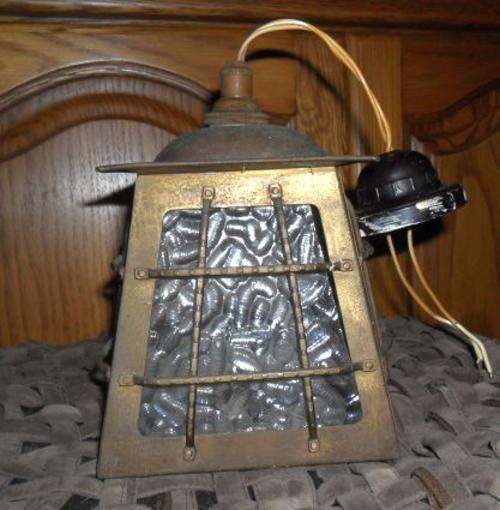 VINTAGE BRASS AND GLASS STOEP LIGHT