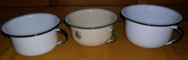 3 X ENAMEL POTTIES AT R80 EACH