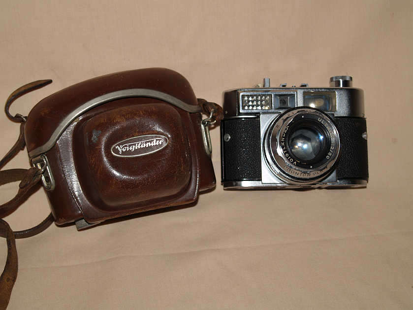 VOIGTLANDER  - VITOMATIC 11A CAMERA IN ORIGINAL CARRY CASE