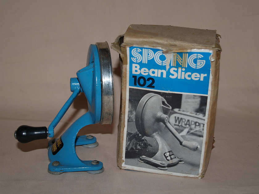 SPONGE BEAN SLICER