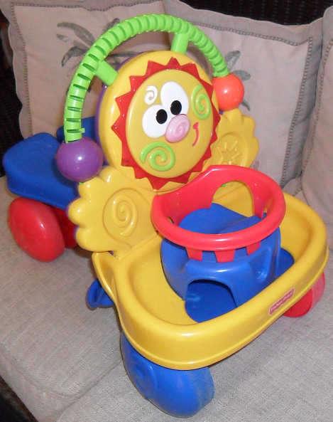 FISHER PRICE STRIDE TO RIDE - 9MONTHS - 36 MONTHS