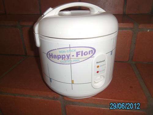 ELECTRIC RICE MAKER FROM THAILAND ("National")