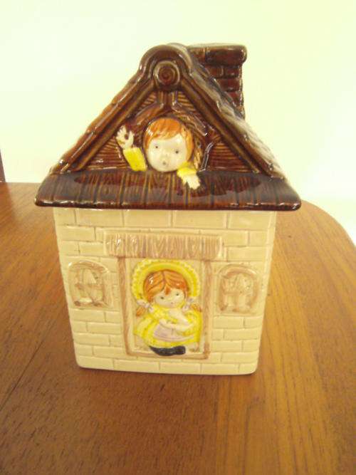 VERY NICE COOKIE JAR (25cm)