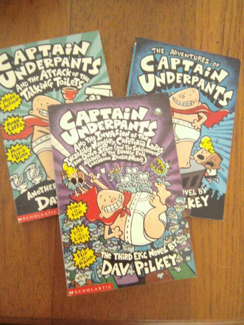 THREE CAPTAIN UNDERPANTS Paperbacks