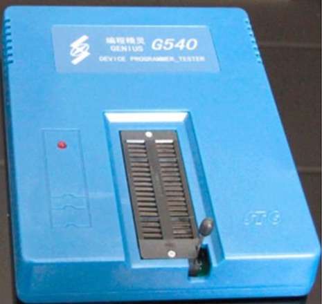 Genius G540 PIC Universal Programmer for EPROM FLASH GAL AVR PIC 51