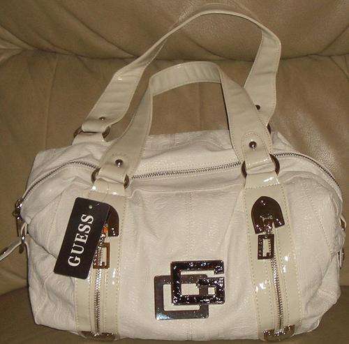 GUESS HANDBAG - STYLE BECOMES YOU - GO ON AND SHOW OFF!!!!!!!!!!!!!