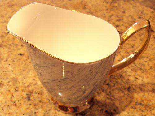 ROYAL ALBERT GOSSAMER CREAMER