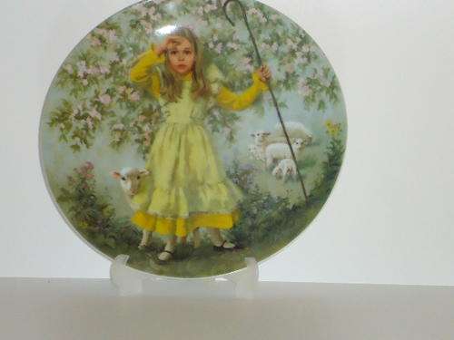 RECO INTERNATIONAL 22cm LIMITED EDITION PLATE