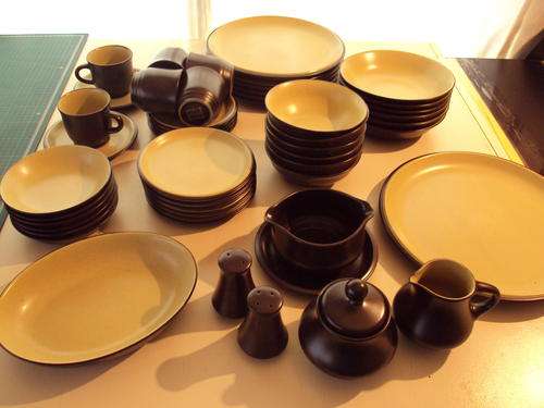 NORITAKE FOLKSTONE TEA & DINNER SERVICE