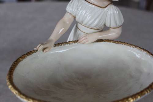ROYAL WORCESTER HADLEY FIGURAL NUT DISH 1886 FOR OLDHAM ONLY
